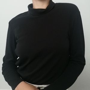 Uniqlo Black Turtle neck shirt